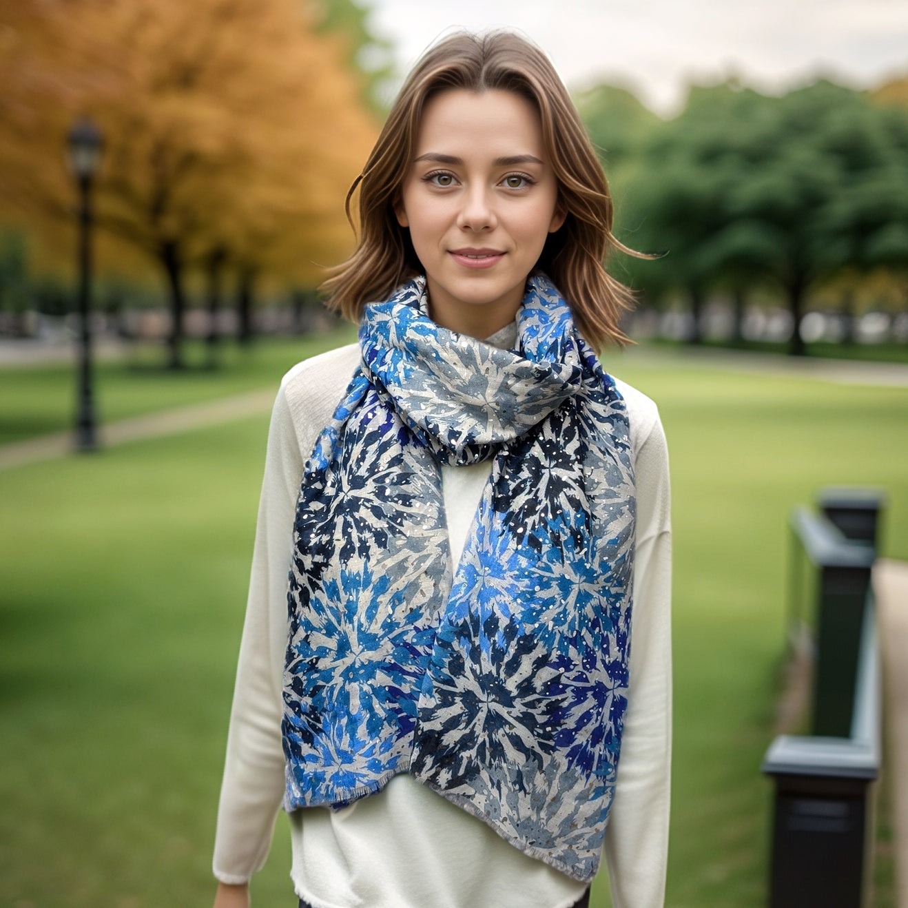 Flower Burst Scarf (90x180cm) - Blue