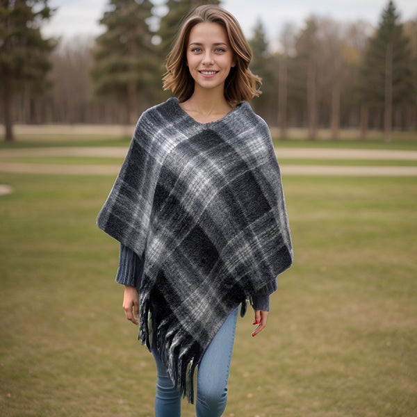 Monochrome Check Plaid Poncho - Thick Cosy Feel