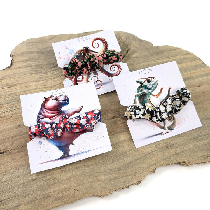 12 Assorted Wild Animal Scrunchie Cards